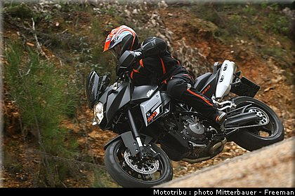 ktm_990smt_2009_001.jpg