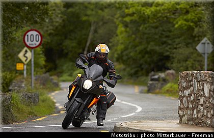 ktm_990smt_2009_005.jpg