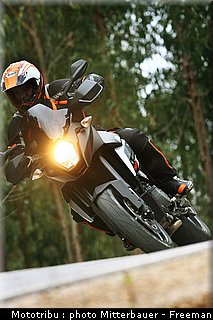 ktm_990smt_2009_008.jpg