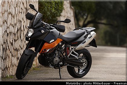 ktm_990smt_2009_018.jpg