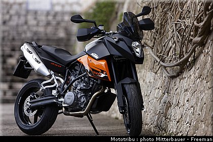 ktm_990smt_2009_019.jpg