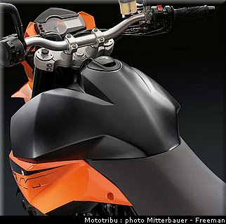 ktm_990smt_2009_028.jpg
