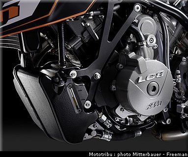 ktm_990smt_2009_031.jpg