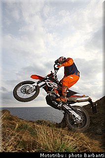 ktm_690_enduro_r_2009_005.jpg