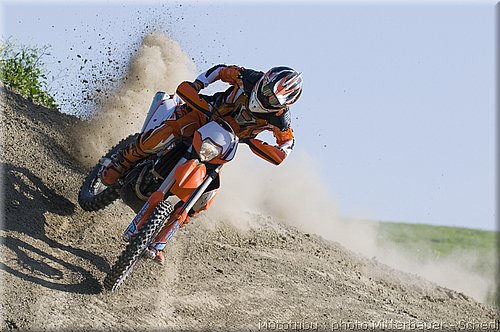 exc-6days-action_15.jpg