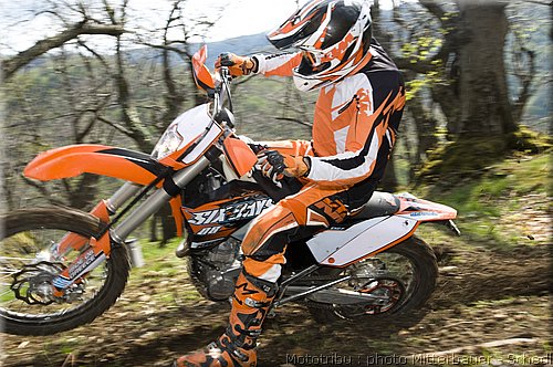 exc-6days-action_20.jpg