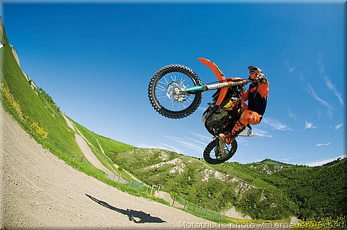 sx-action_07.jpg