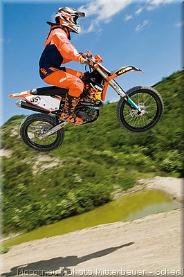 sx-action_10.jpg