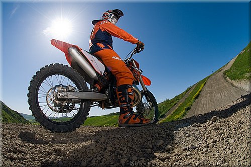 sx-action_16.jpg