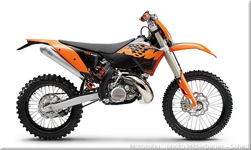 xcw-200-street.jpg