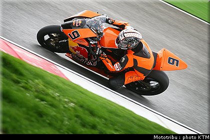 001_ktm_rc8_2009_stefan_nebel.jpg