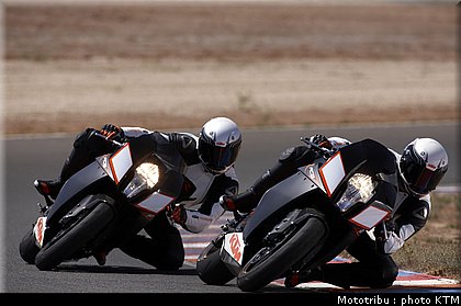 005_ktm_rc8_2009.jpg