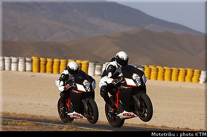 006_ktm_rc8_2009.jpg