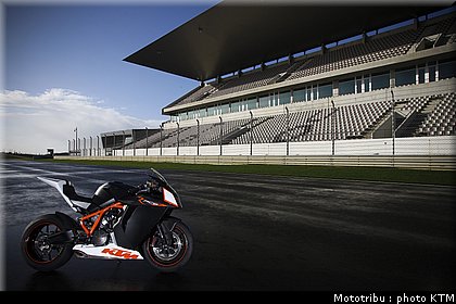 017_ktm_rc8_2009.jpg