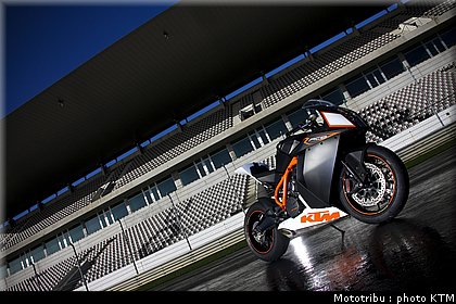 029_ktm_rc8_2009.jpg