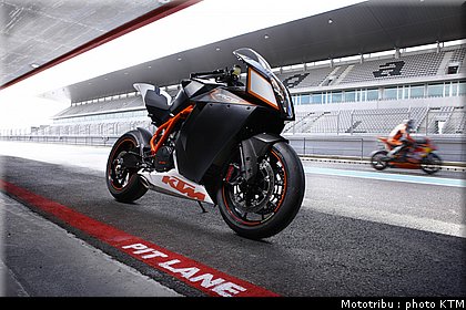 031_ktm_rc8_2009.jpg
