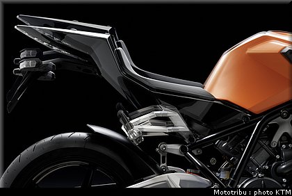 038_ktm_rc8_2009.jpg