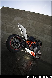 054_ktm_rc8_2009.jpg