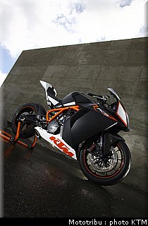 055_ktm_rc8_2009.jpg