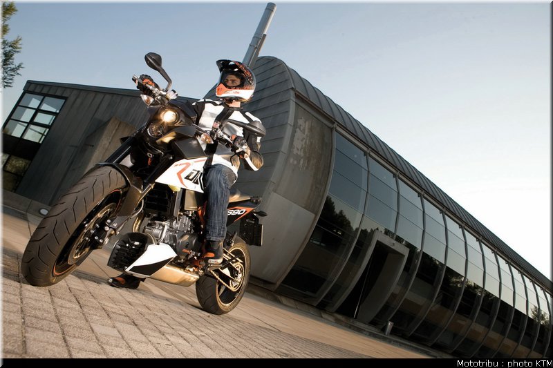 MOTO 