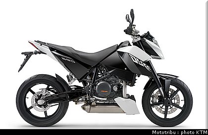 ktm_690_duke_2010_04.jpg