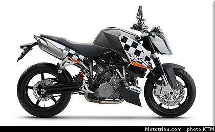 ktm_990_super_duke_2010_013.jpg
