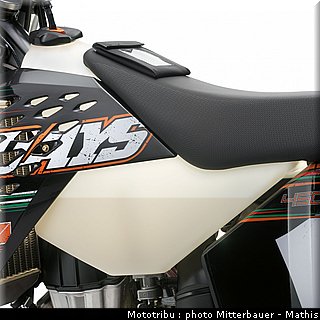 045_ktm_exc_6dayx_2010_details_6.jpg