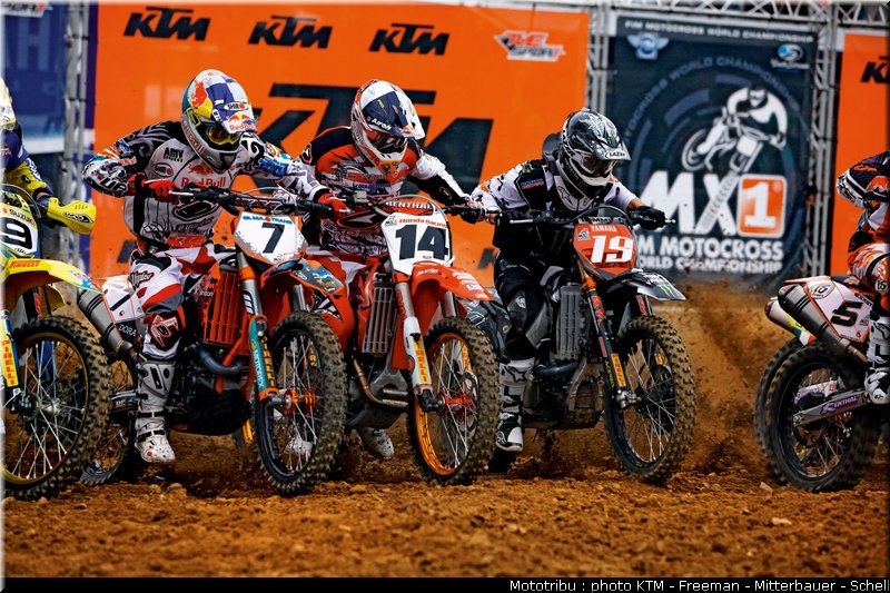 MOTO 