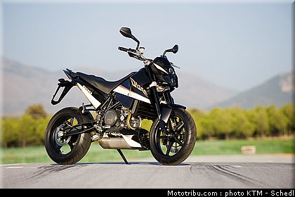 ktm_690_duke_2011_007.jpg