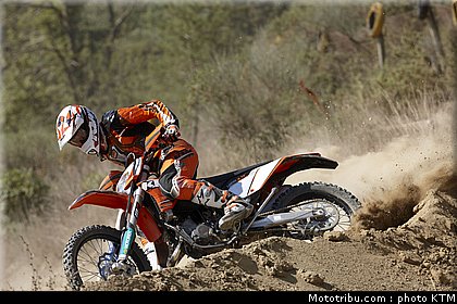 ktm_125exc_enduro_2011_013.jpg
