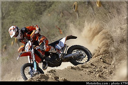 ktm_125exc_enduro_2011_015.jpg