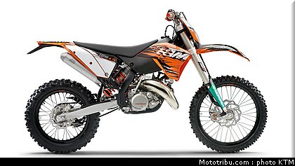 ktm_125exc_enduro_2011_019.jpg
