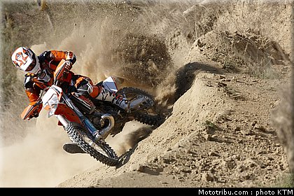 ktm_200exc_enduro_2011_002.jpg