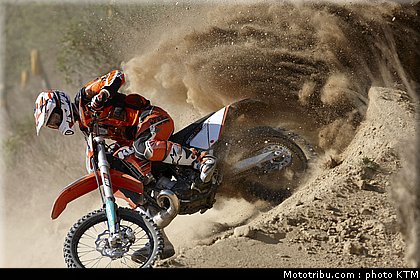 ktm_200exc_enduro_2011_003.jpg