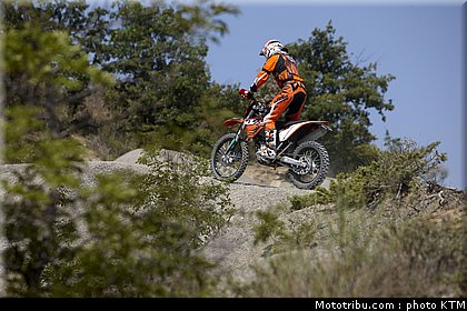 ktm_250exc_enduro_2011_005.jpg