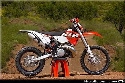 ktm_250exc_enduro_2011_040.jpg