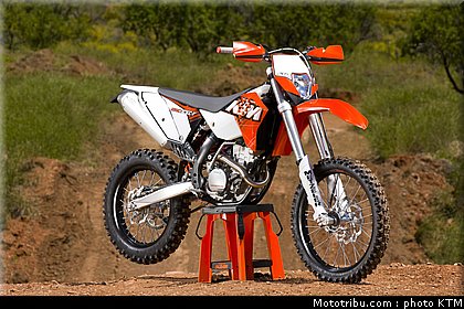 ktm_250exc_enduro_2011_042.jpg