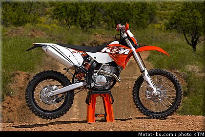ktm_250exc_enduro_2011_044.jpg