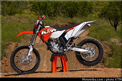 ktm_250exc_enduro_2011_045.jpg