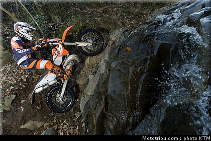 ktm_300exc_enduro_2011_001.jpg