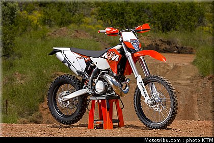 ktm_300exc_enduro_2011_027.jpg