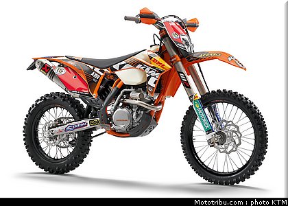 ktm_350exc_factory_enduro_2011_2.jpg