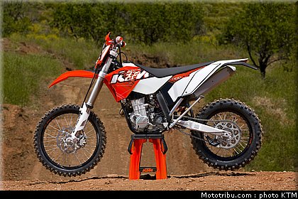 ktm_400exc_enduro_2011_014.jpg
