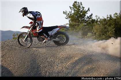 ktm_530exc_enduro_2011_005.jpg