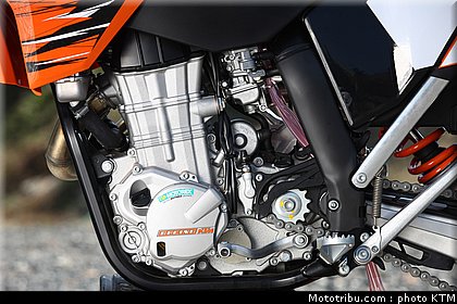 ktm_530exc_enduro_2011_011.jpg