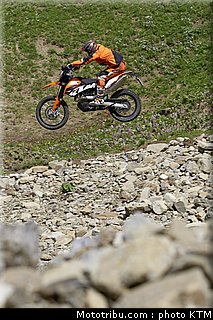 ktm_690_enduro_2011_006.jpg