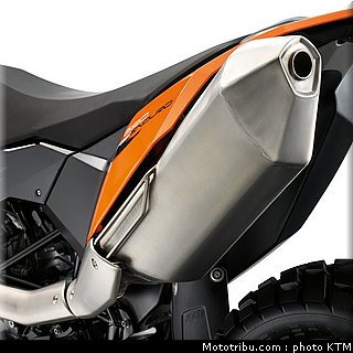 ktm_690_enduro_2011_016.jpg