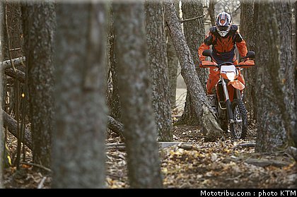 ktm_exc_enduro_2011_0010.jpg