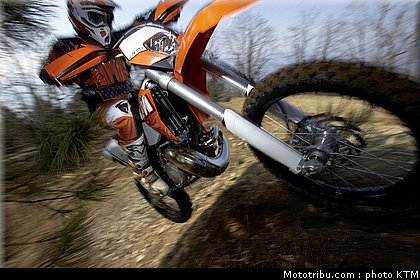 ktm_exc_enduro_2011_0057.jpg