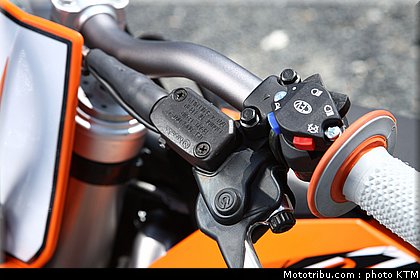 ktm_exc_enduro_2011_0129.jpg